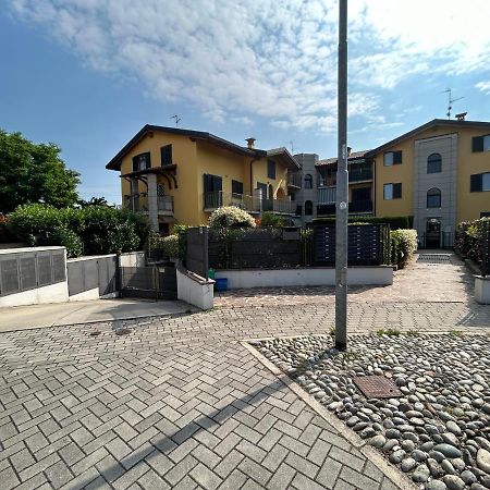 Appartamento Mimosa - Immobili E Soluzioni Rent Brembate Ngoại thất bức ảnh