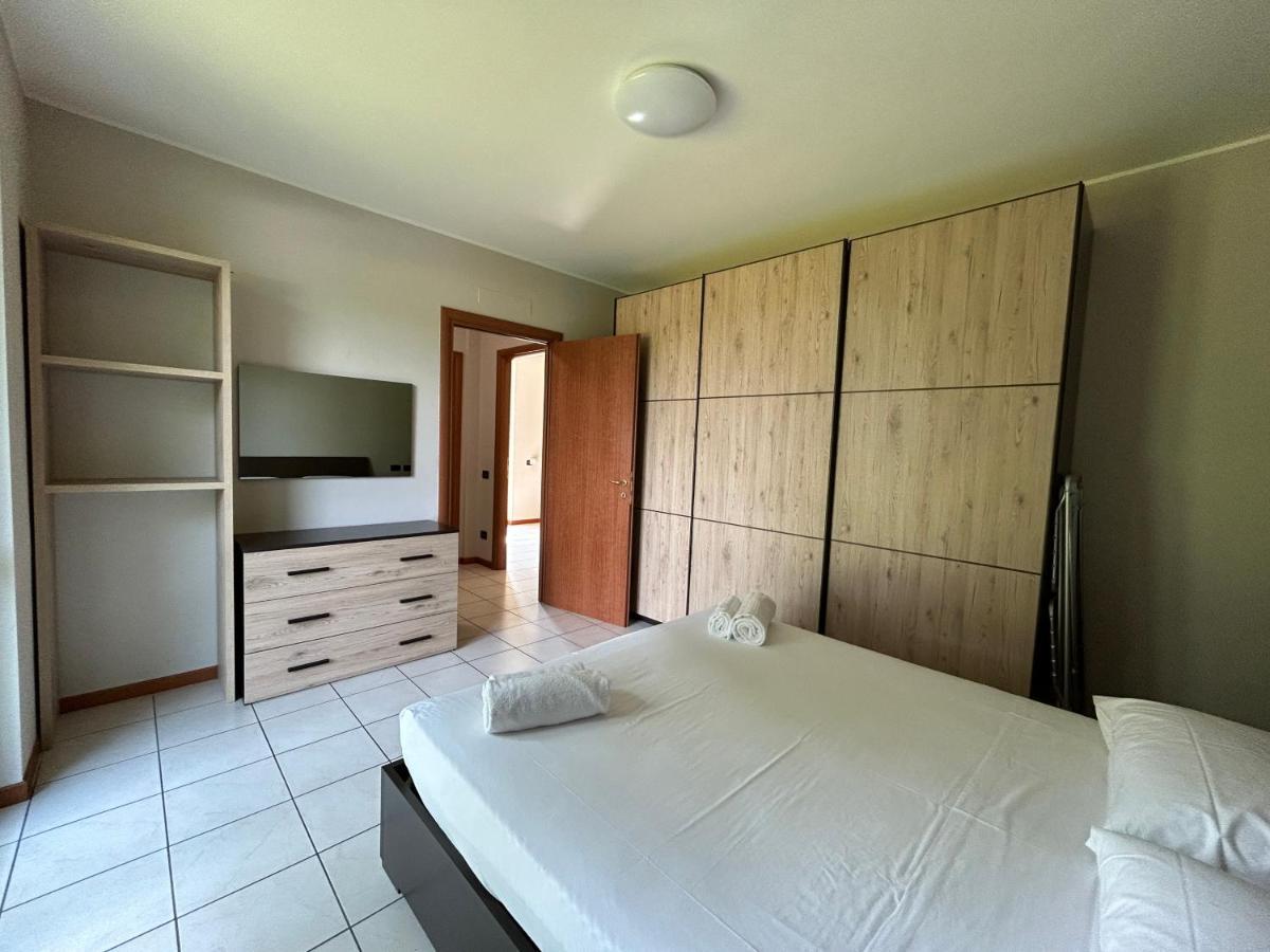 Appartamento Mimosa - Immobili E Soluzioni Rent Brembate Ngoại thất bức ảnh