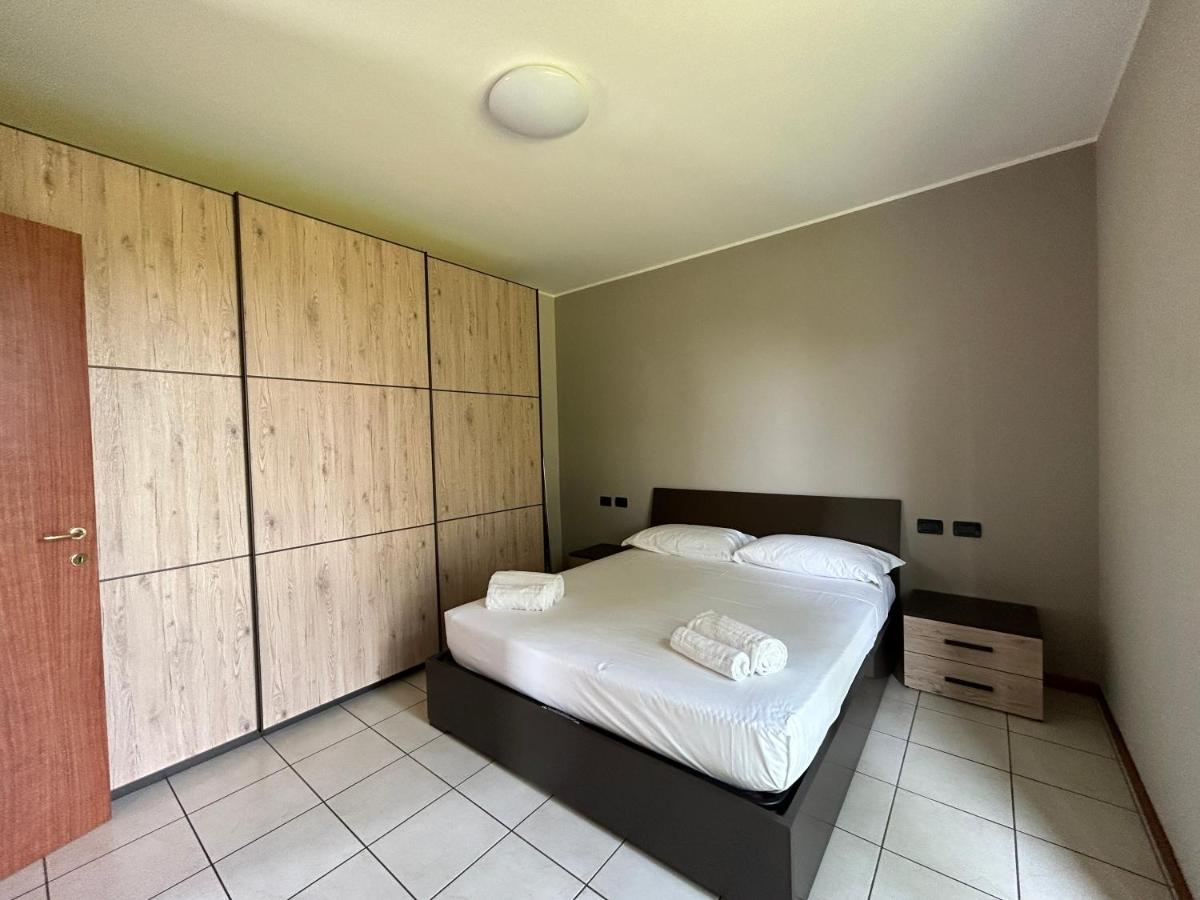 Appartamento Mimosa - Immobili E Soluzioni Rent Brembate Ngoại thất bức ảnh