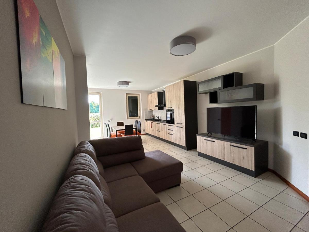 Appartamento Mimosa - Immobili E Soluzioni Rent Brembate Ngoại thất bức ảnh